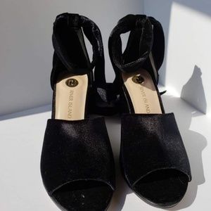 Velvet River Island heels